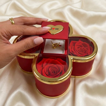 Rosas Eternas y Collar de Corazones Personalizado