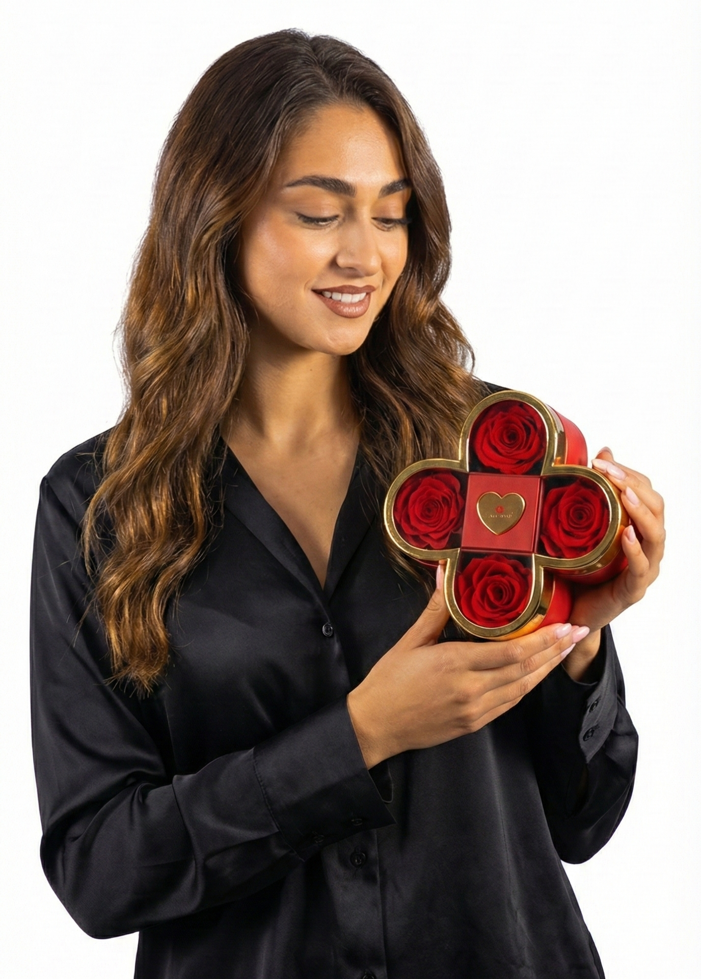 Rosas Eternas y Collar de Corazones Personalizado